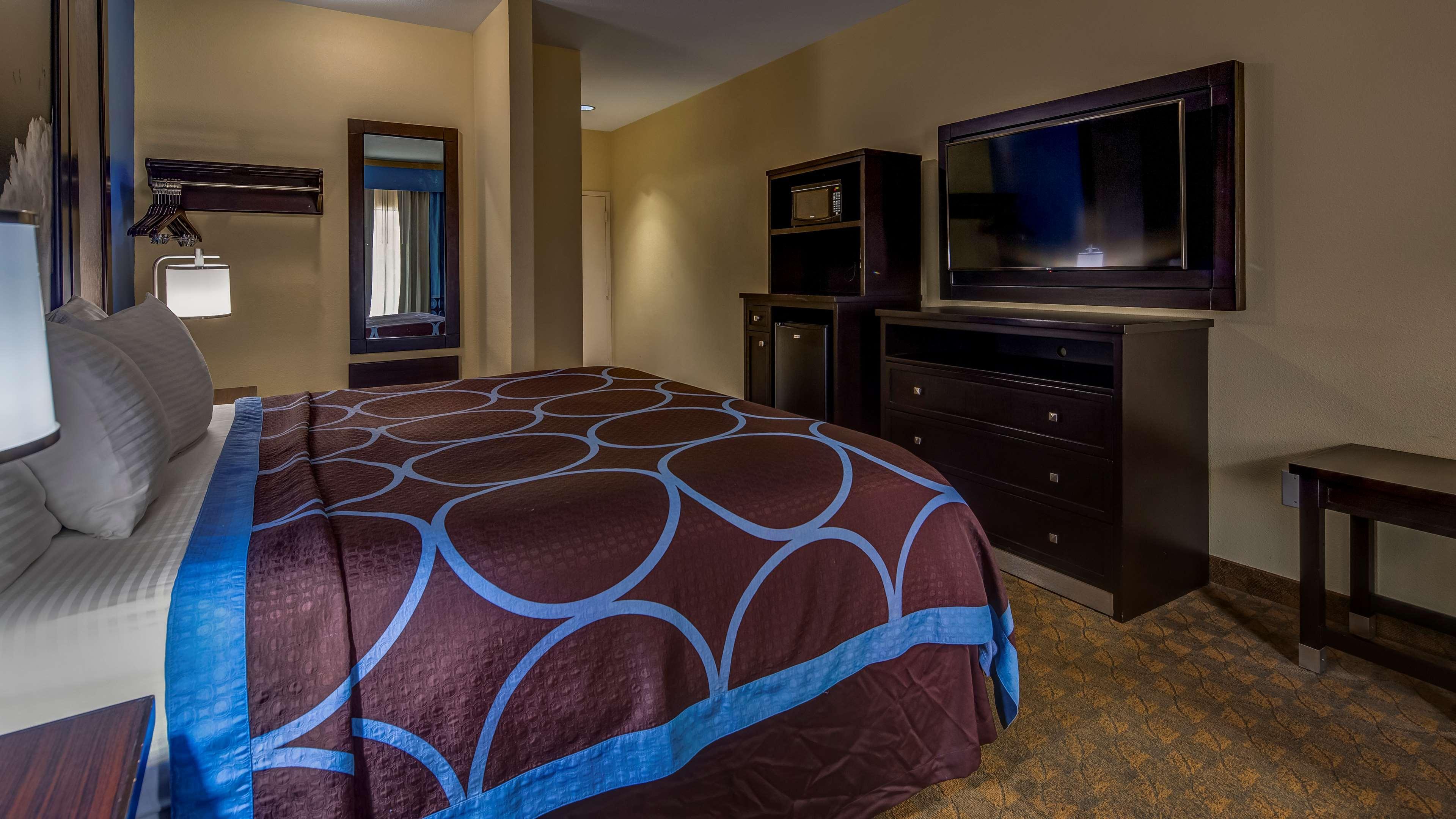 Surestay Plus Hotel By Best Western Alvin Eksteriør bilde