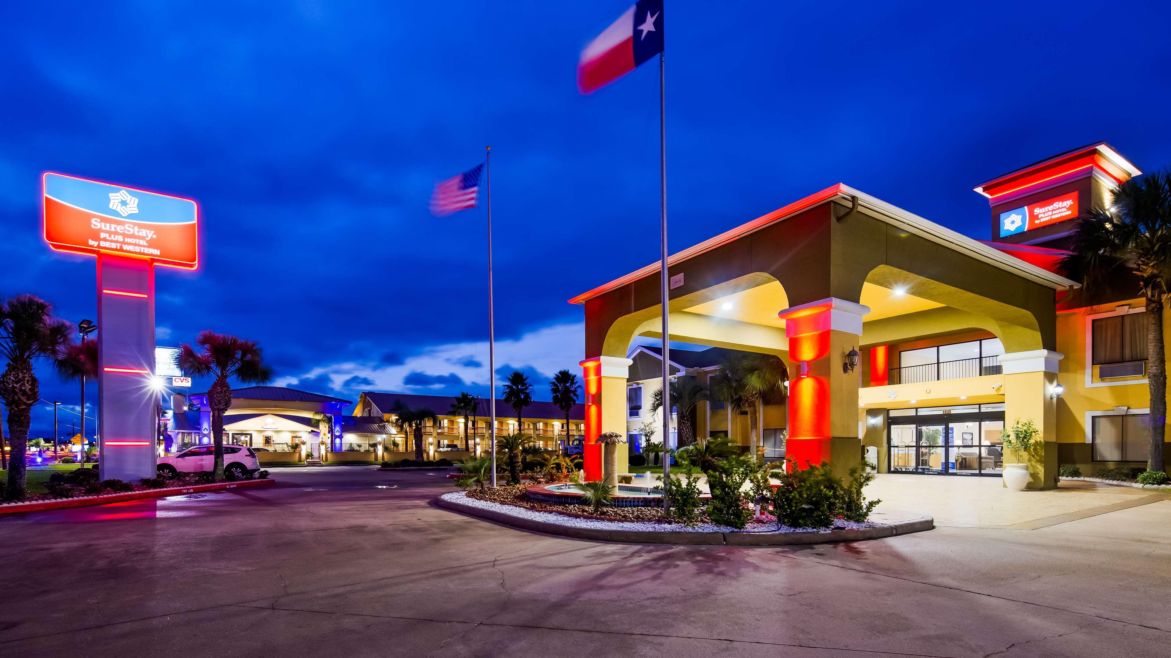 Surestay Plus Hotel By Best Western Alvin Eksteriør bilde
